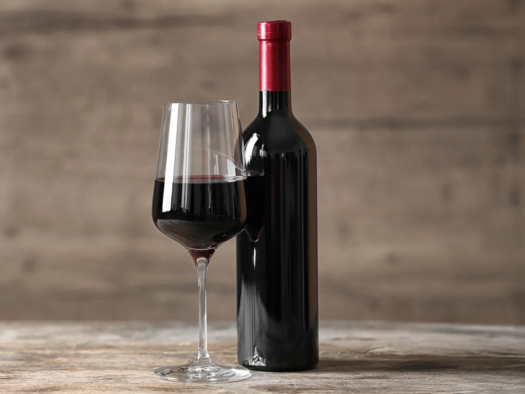 Espaço Le Vélo - Cardápio Vinhos